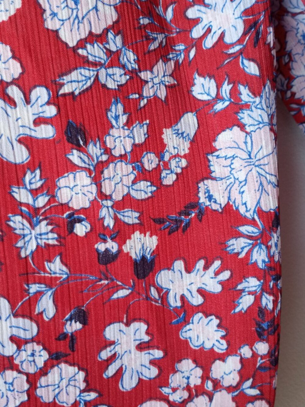 'CHAPS' 3/4 Sleeve XL Peasant Style Top EUC - Picture 4 of 9